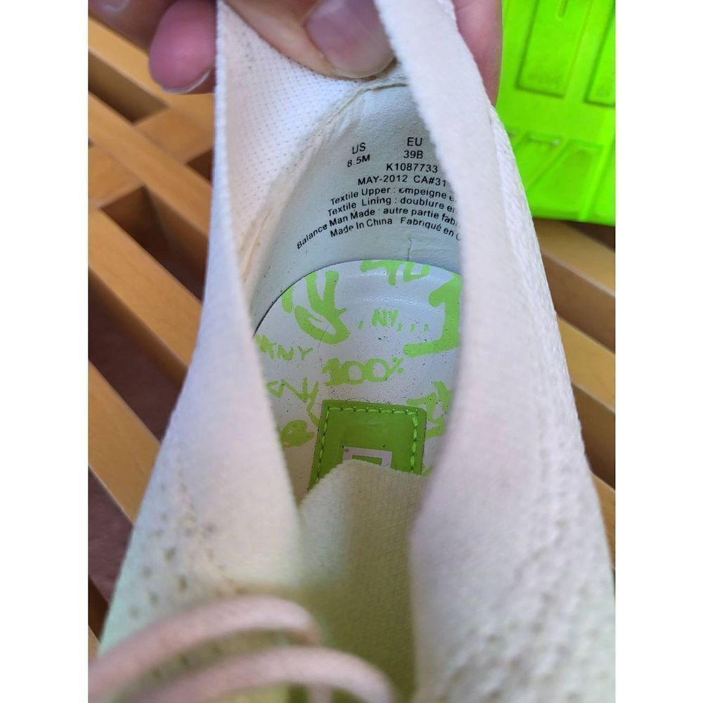 New DKNY lemon sneakers 8.5p - Picture 7 of 7